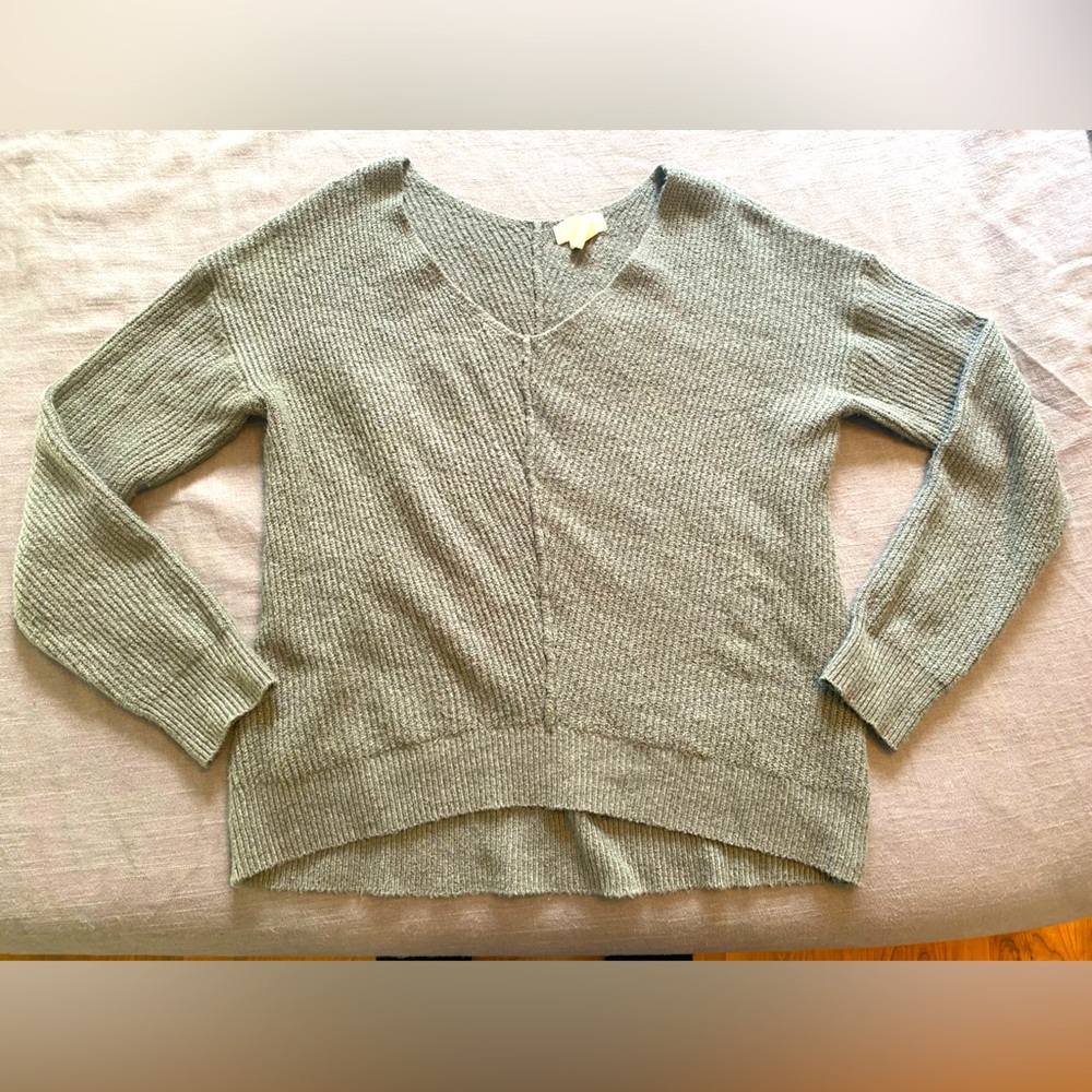 Kaisley soft sweater women’s size medium